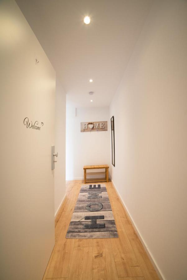 Schoene Ferienwohnung 54 M², Zentrumsnah, Kingbett Erfurt Dış mekan fotoğraf