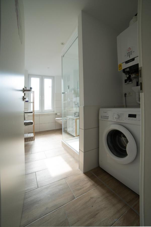Schoene Ferienwohnung 54 M², Zentrumsnah, Kingbett Erfurt Dış mekan fotoğraf