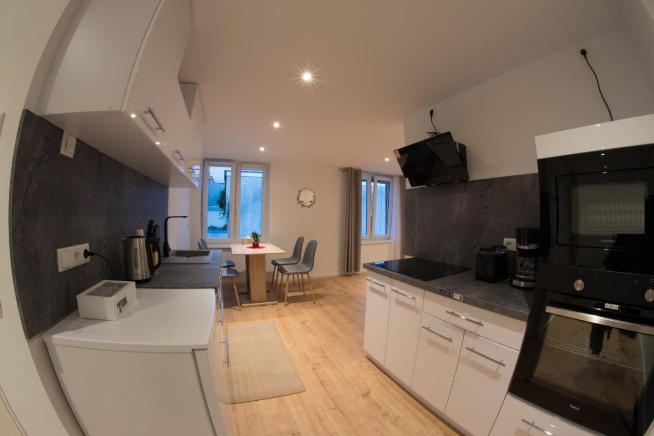 Schoene Ferienwohnung 54 M², Zentrumsnah, Kingbett Erfurt Dış mekan fotoğraf