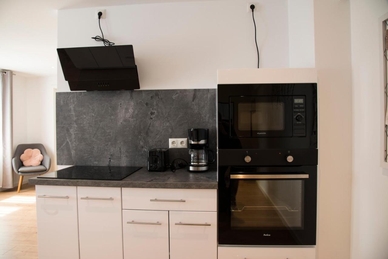Schoene Ferienwohnung 54 M², Zentrumsnah, Kingbett Erfurt Dış mekan fotoğraf