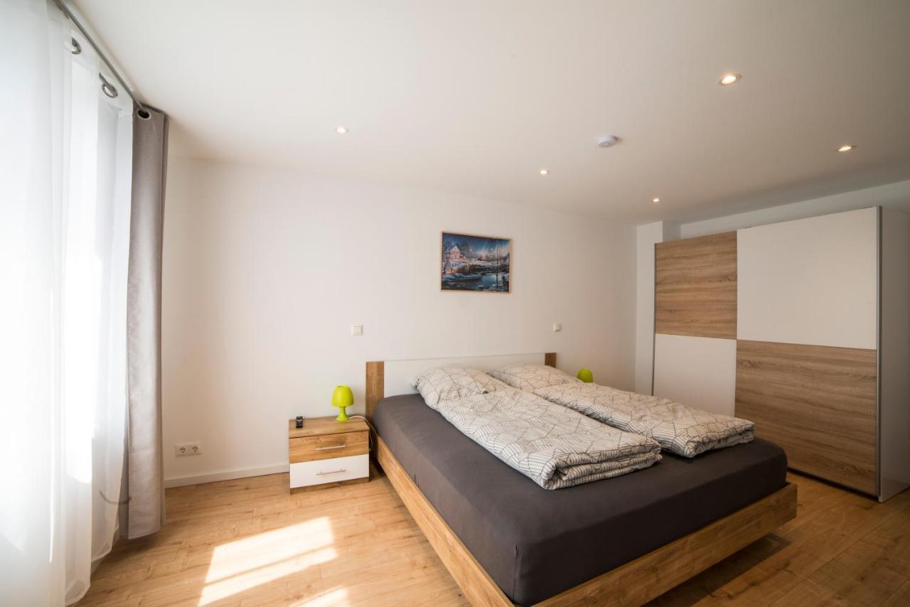 Schoene Ferienwohnung 54 M², Zentrumsnah, Kingbett Erfurt Dış mekan fotoğraf