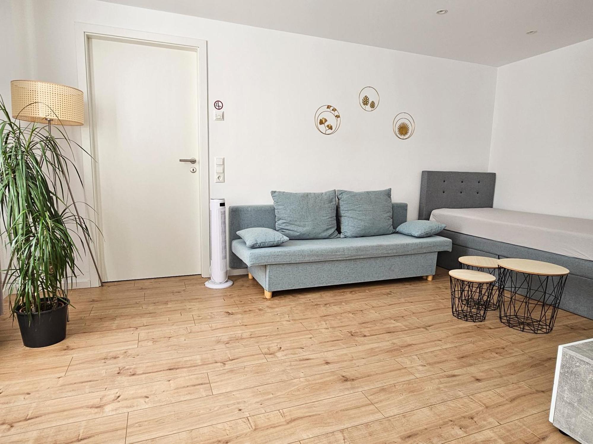 Schoene Ferienwohnung 54 M², Zentrumsnah, Kingbett Erfurt Dış mekan fotoğraf