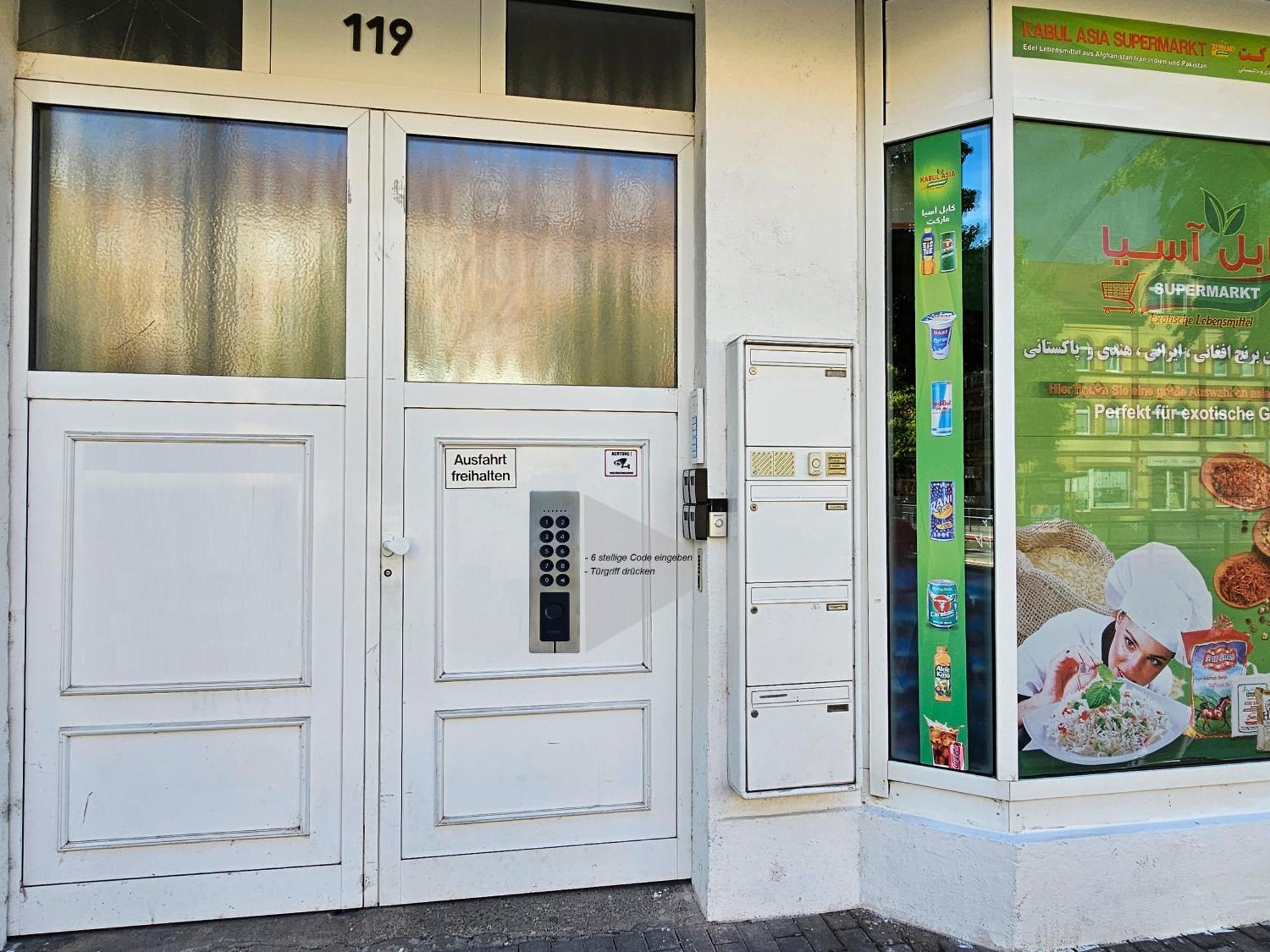 Schoene Ferienwohnung 54 M², Zentrumsnah, Kingbett Erfurt Dış mekan fotoğraf
